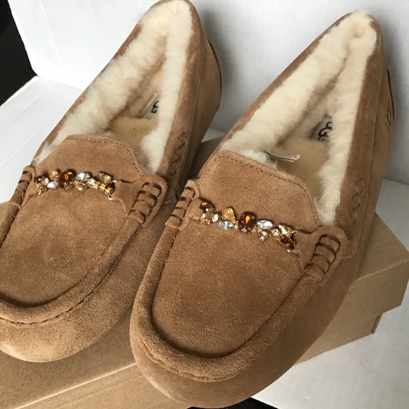 NIB ! UGG Ansley Charm Gem Mocassin - Picture 6 of 6